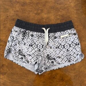 Vuori Black and Gray Athletic Shorts Relaxed Fit